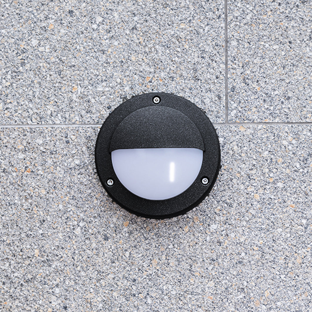 WINDSOR CIRCLE OUTDOOR LIGHTING FIXTURE, WEATHER-RESISTANT MINIMALIST DESIGN
