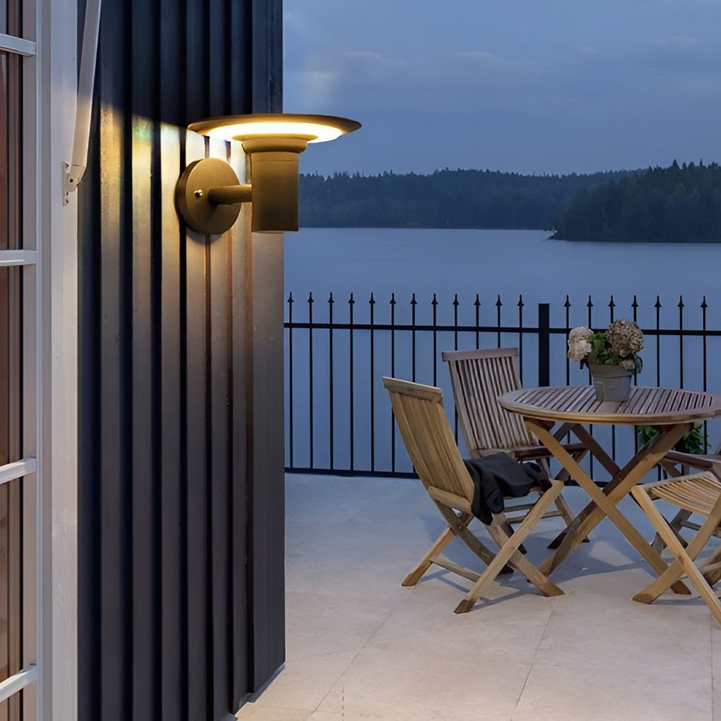 ASTRAL CIRCLE SOLAR-POWERED OUTDOOR LIGHTING SCONCE