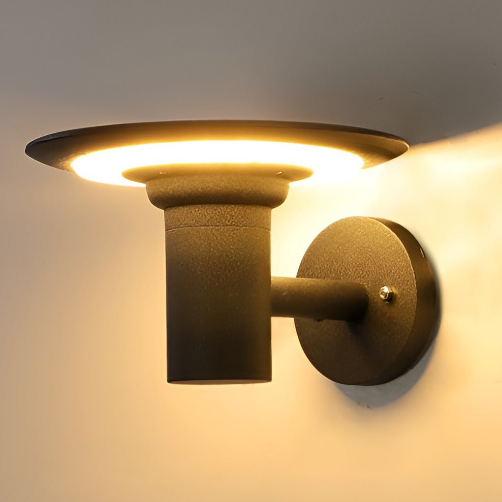 ASTRAL CIRCLE SOLAR-POWERED OUTDOOR LIGHTING SCONCE