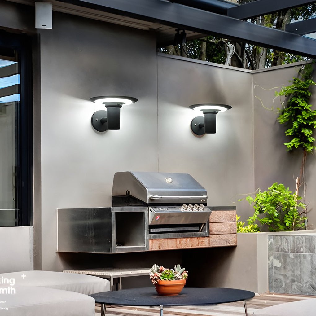 ASTRAL CIRCLE SOLAR-POWERED OUTDOOR LIGHTING SCONCE