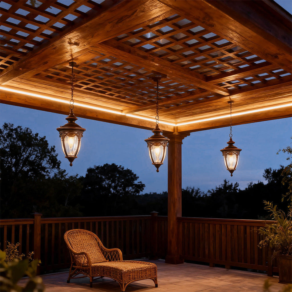 RAVENSCROFT VINTAGE HANGING OUTDOOR LIGHTING WITH CUSTOMIZABLE CHAIN