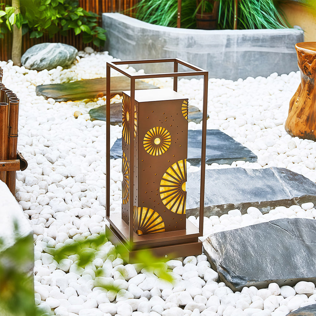 WINDSOR GARDEN SHIELD LED POST LIGHT