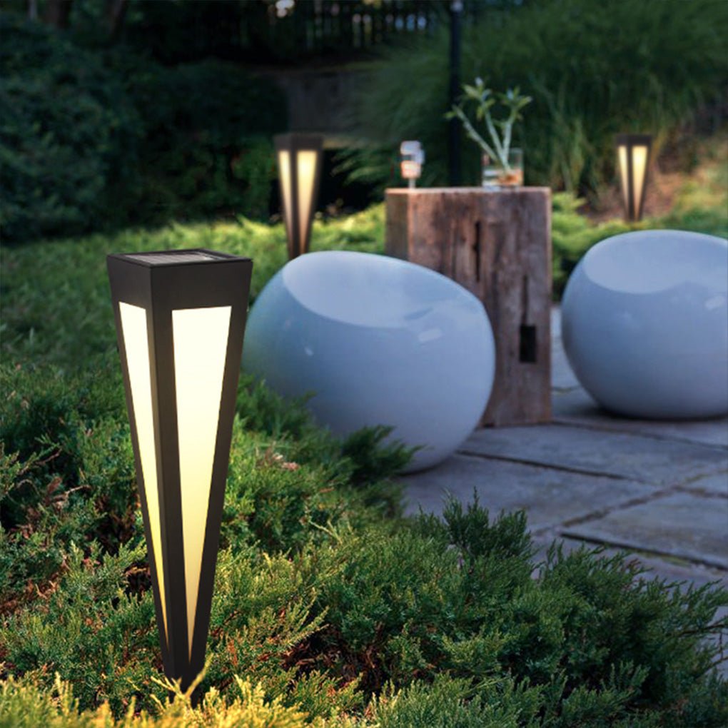 CHARLESTON SOLAR RAINBOW PATH LIGHT WITH CONICAL BASE
