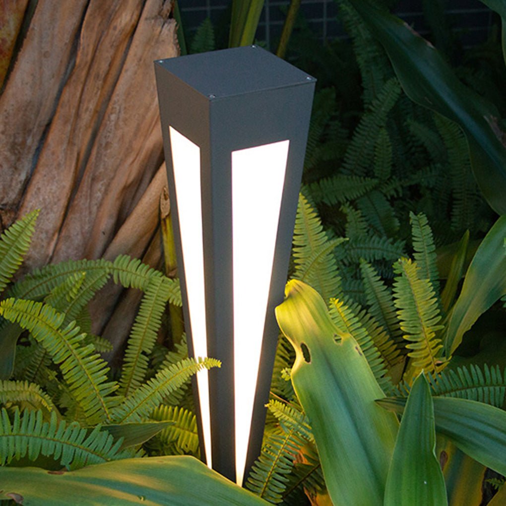 CHARLESTON SOLAR RAINBOW PATH LIGHT WITH CONICAL BASE