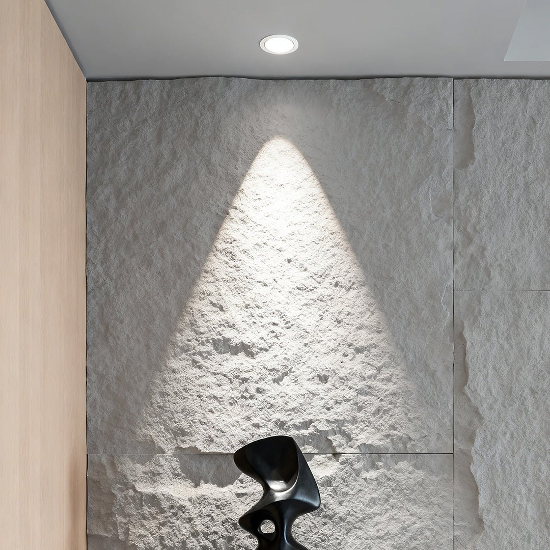 FENWICK SLIMLINE RECESSED LUMINAIRE WITH ANTI-GLARE TECHNOLOGY