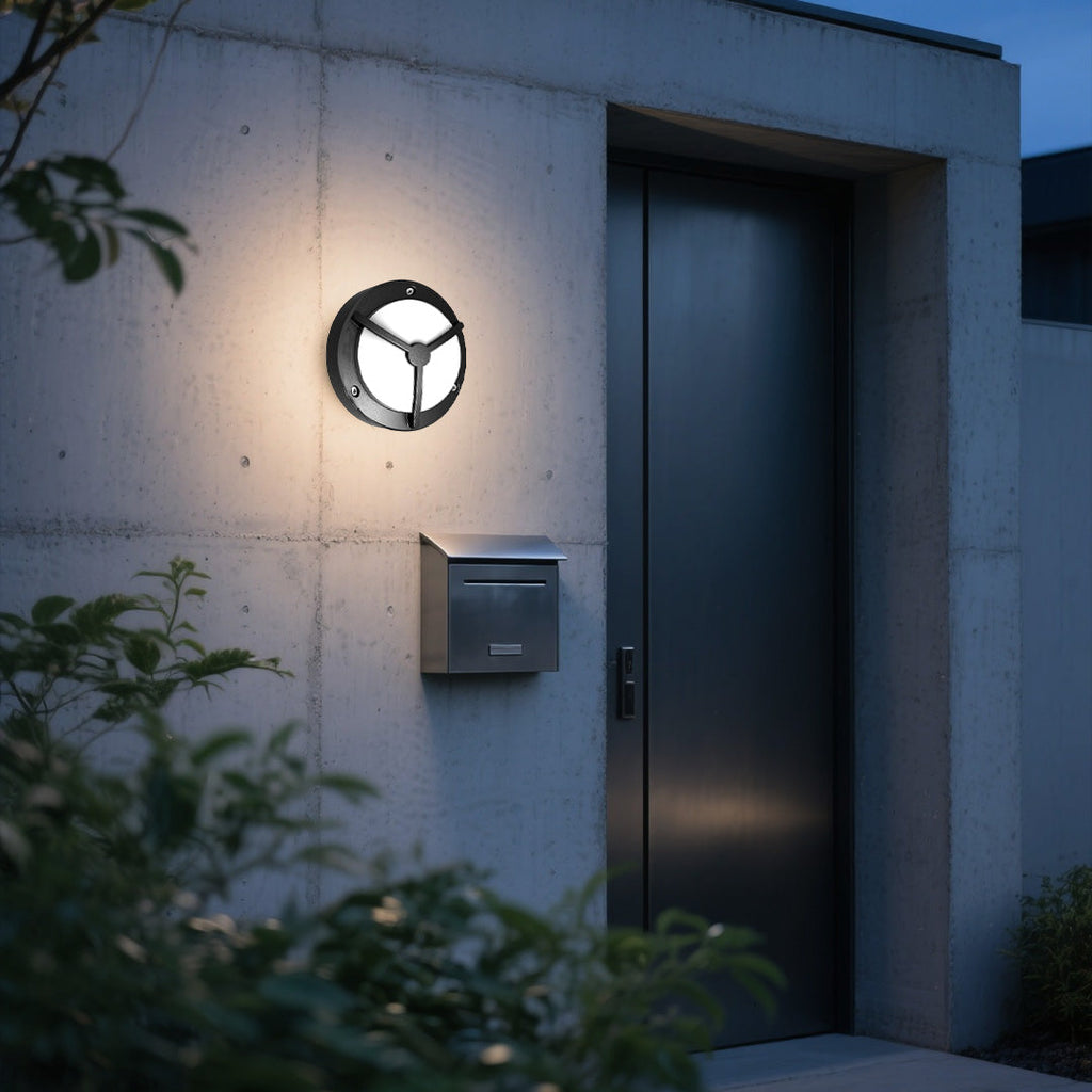 WINTHORPE RAIN-RESISTANT TRISECTED WALL LANTERN