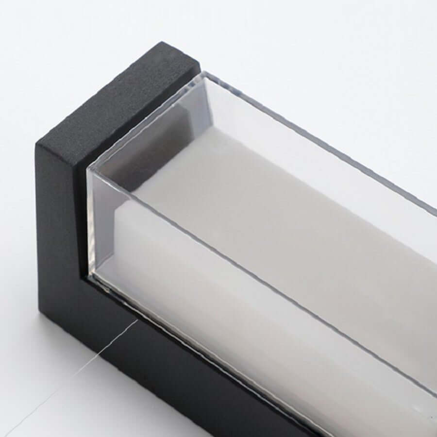 WINDSOR DUAL-ANGLE OUTDOOR WALL LANTERN WITH CURVED AND RECTILINEAR ELEMENTS