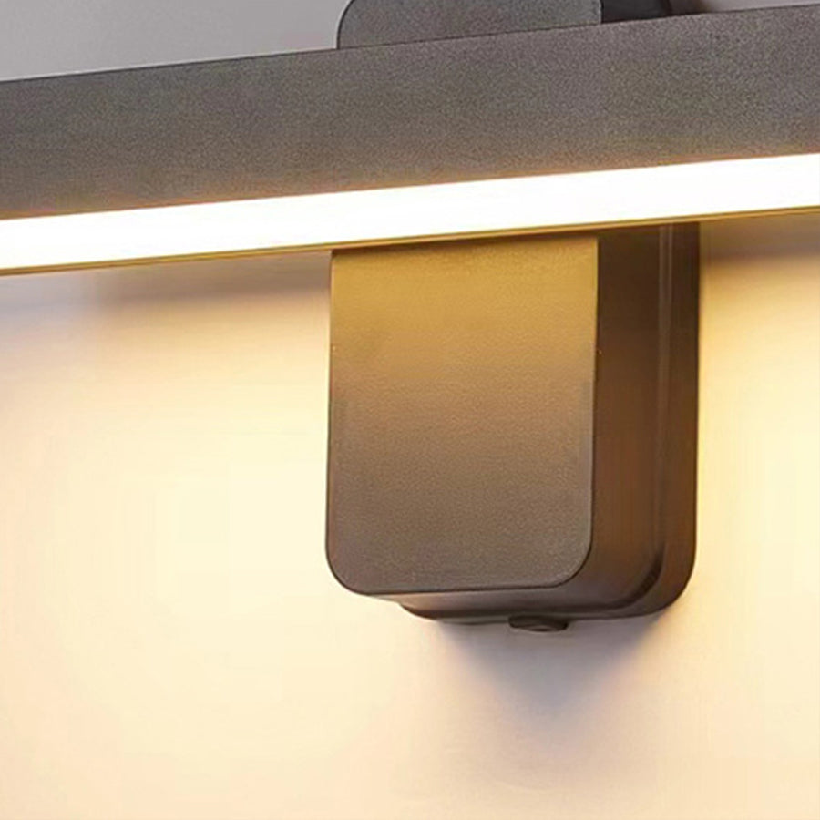 WINDSOR WATERPROOF LED OUTDOOR WALL LANTERN