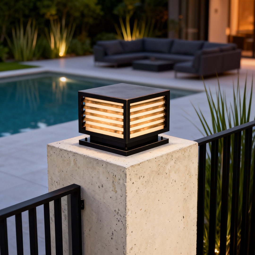 RAVENWOOD OUTDOOR PILLAR LIGHTING FIXTURE