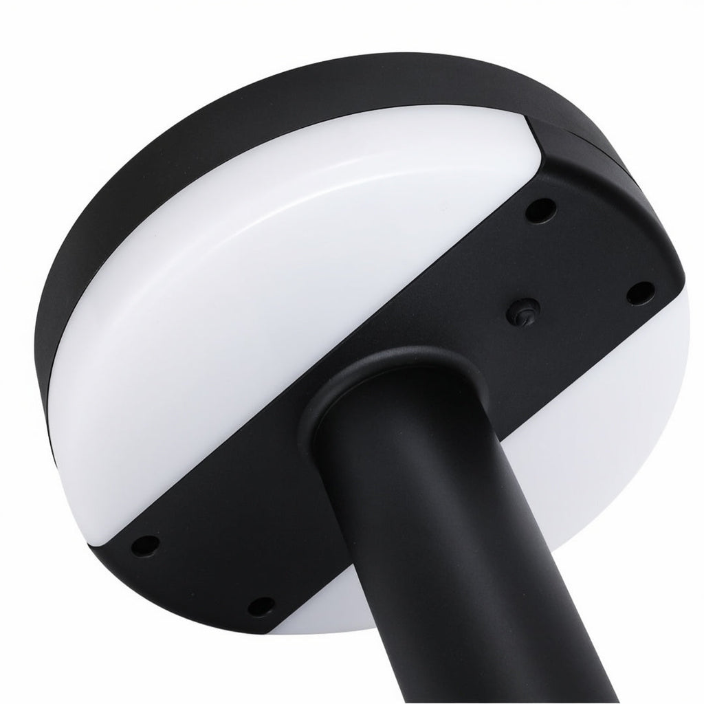 RAVENWOOD OUTDOOR METAL PATHLIGHT WITH WATERPROOF DESIGN