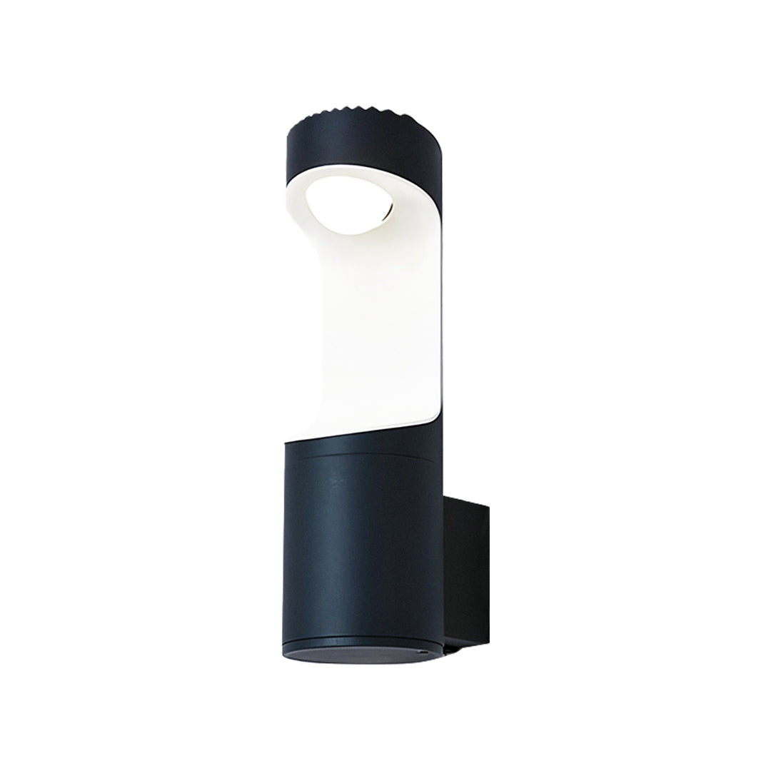 THORNBURY RAINPROOF OUTDOOR WALL LANTERN