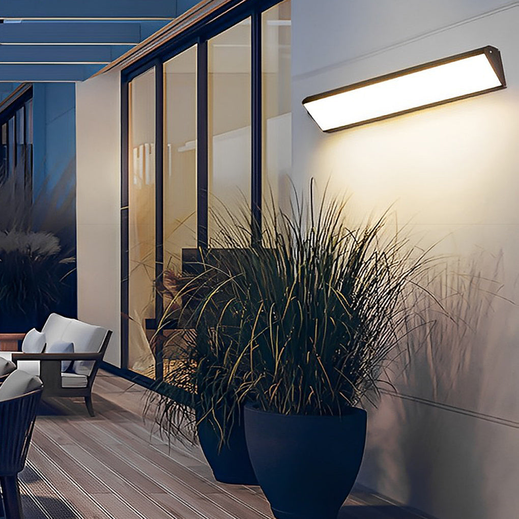 WINTHROP MODERN LED OUTDOOR WALL LANTERN