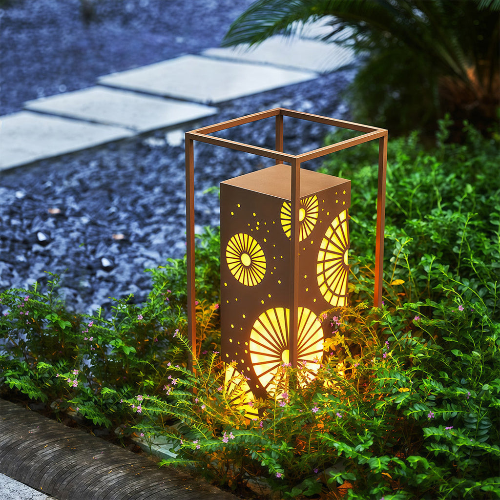 WINDSOR GARDEN SHIELD LED POST LIGHT