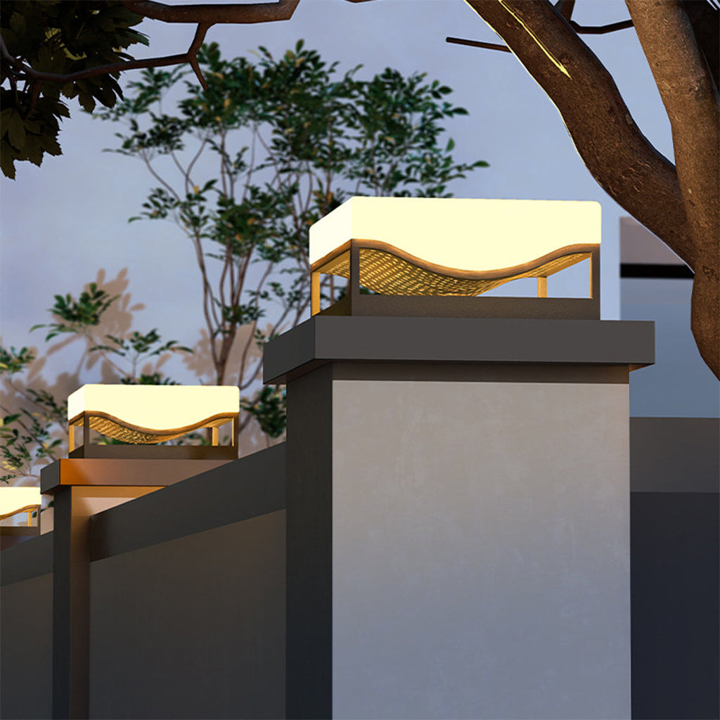 WINDSOR SOLAR ENLIGHTENMENT PILLAR LANTERN