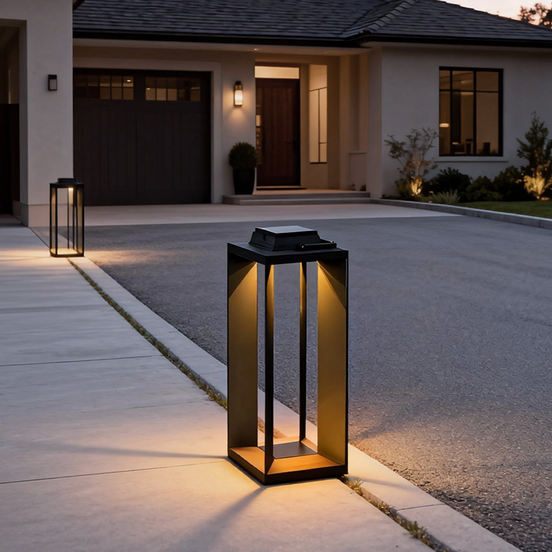 RAVENWOOD NOCTURNAL GLOW PORTABLE LED LANTERN