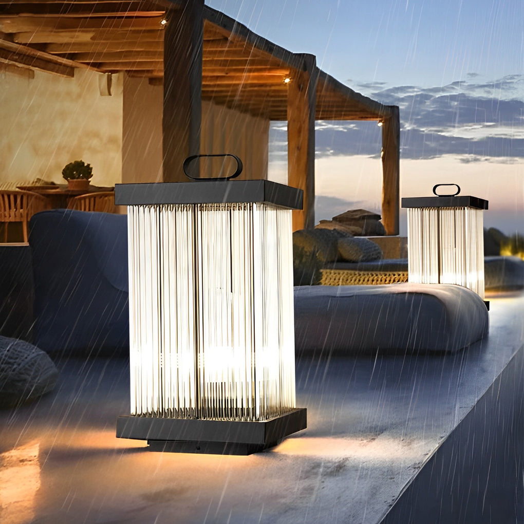 RAVENSCROFT GARDEN RIPPLED SOLAR ILLUMINATOR IN BLACK