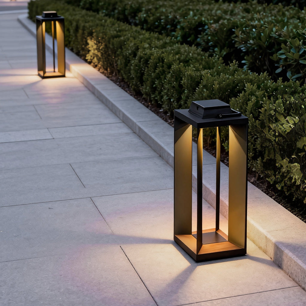 RAVENWOOD NOCTURNAL GLOW PORTABLE LED LANTERN