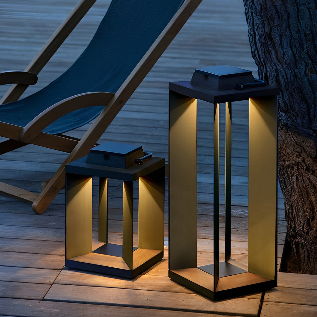 RAVENWOOD NOCTURNAL GLOW PORTABLE LED LANTERN