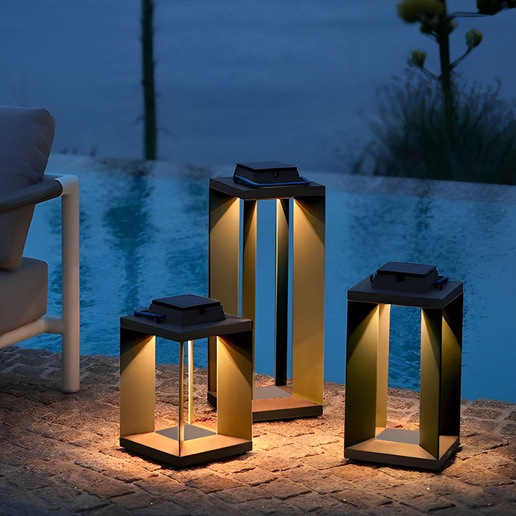 RAVENWOOD NOCTURNAL GLOW PORTABLE LED LANTERN