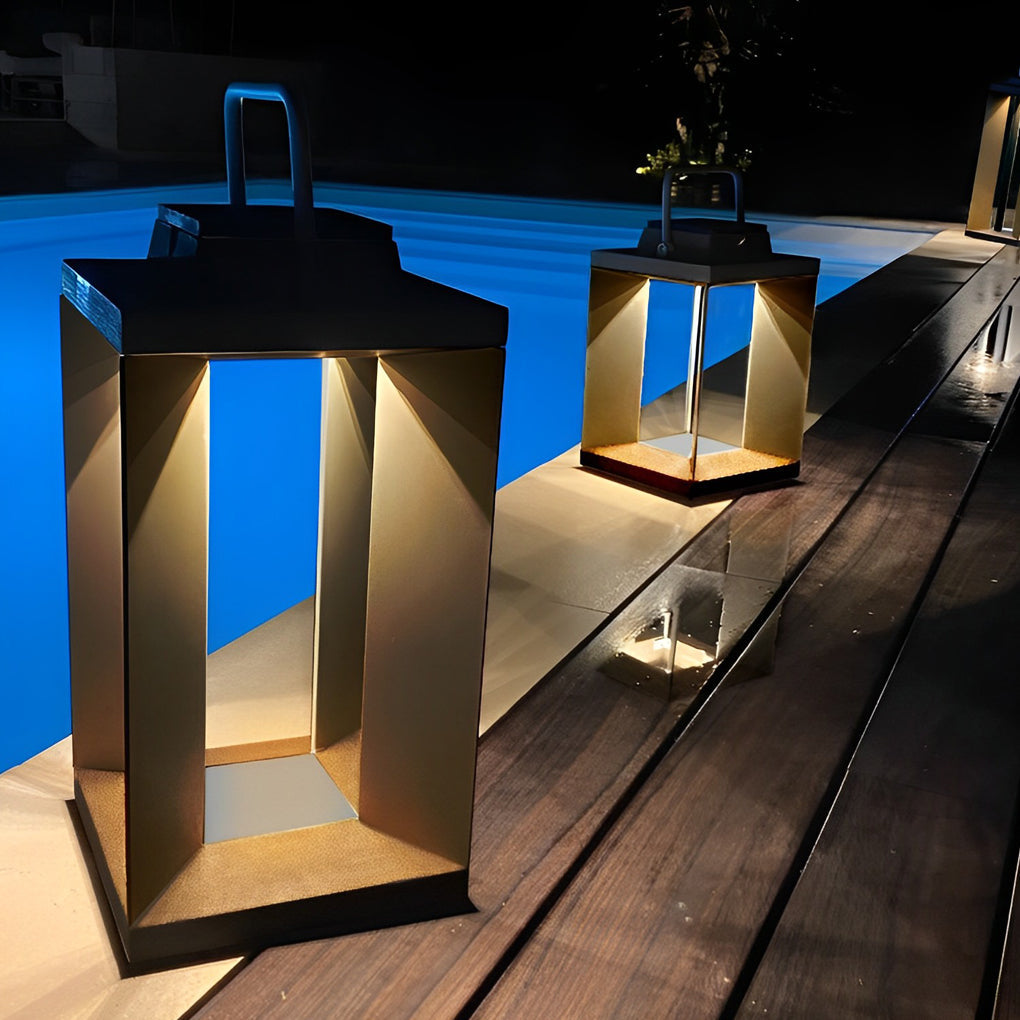 RAVENWOOD NOCTURNAL GLOW PORTABLE LED LANTERN