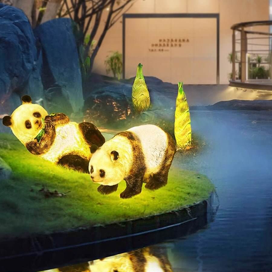 FENWICK PANDA GARDEN SENTINEL WITH BAMBOO GLOW