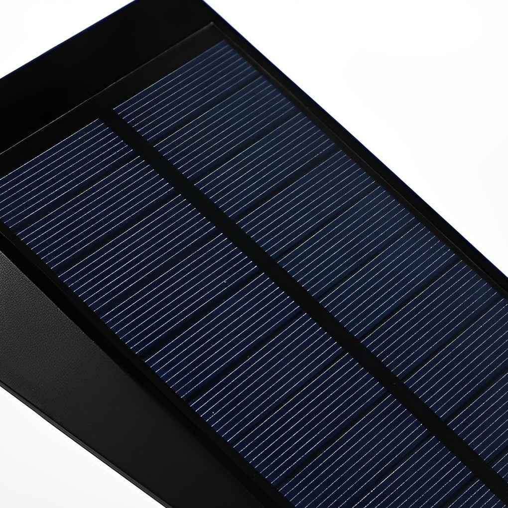 RAVENHALL SOLAR SPOTLIGHT WITH TILT FUNCTION