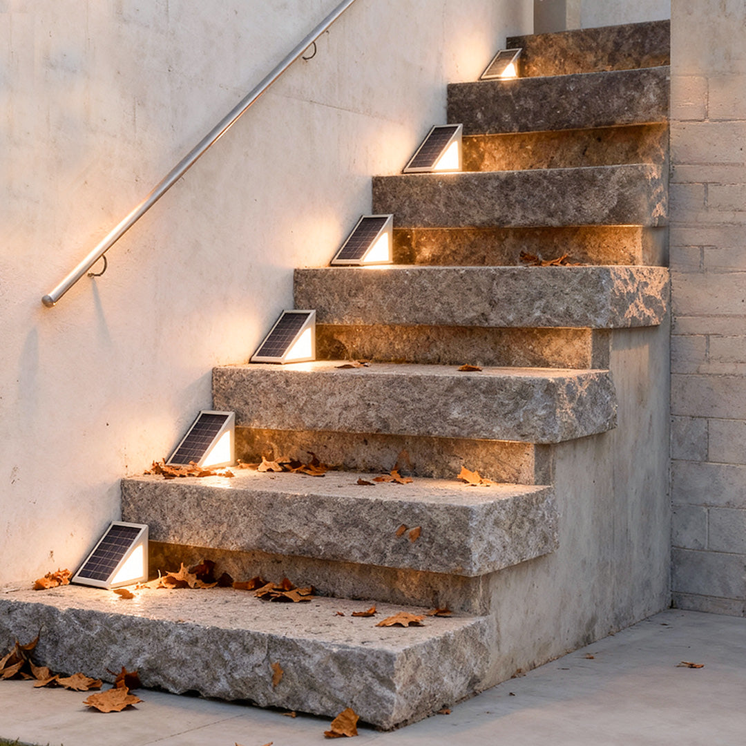WINDSOR TRIAD OUTDOOR STEP ILLUMINATOR - MODERN WATER-RESISTANT SOLAR LIGHT