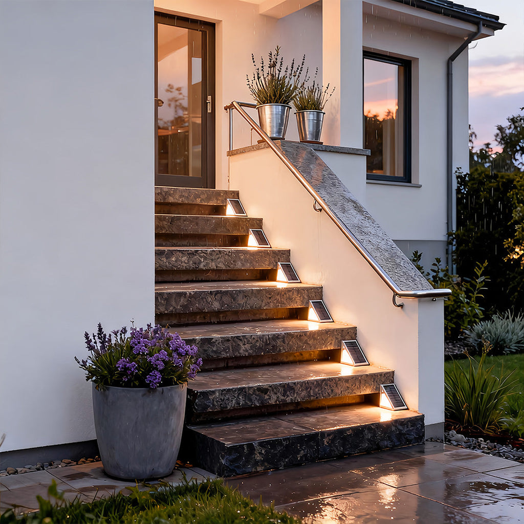 WINDSOR TRIAD OUTDOOR STEP ILLUMINATOR - MODERN WATER-RESISTANT SOLAR LIGHT
