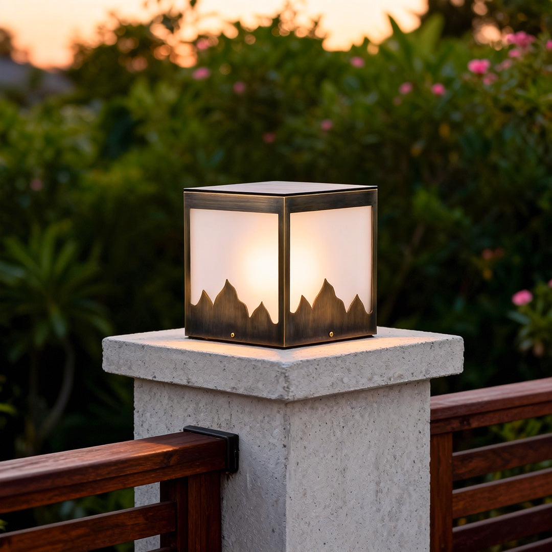 WINDSOR SOLAR SQUARE PILLAR ILLUMINATOR - WEATHERPROOF OUTDOOR LIGHT