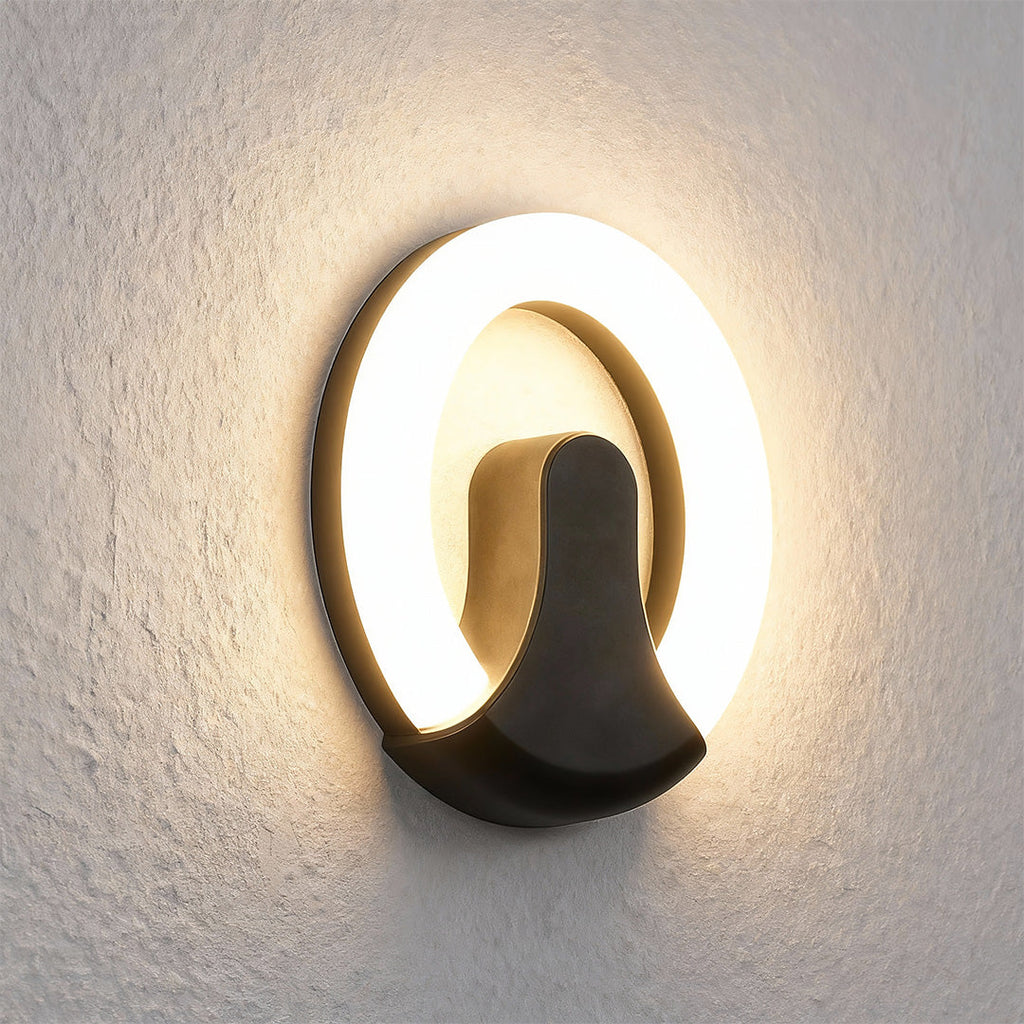 RAVENSCROFT OUTDOOR LED WALL LANTERN