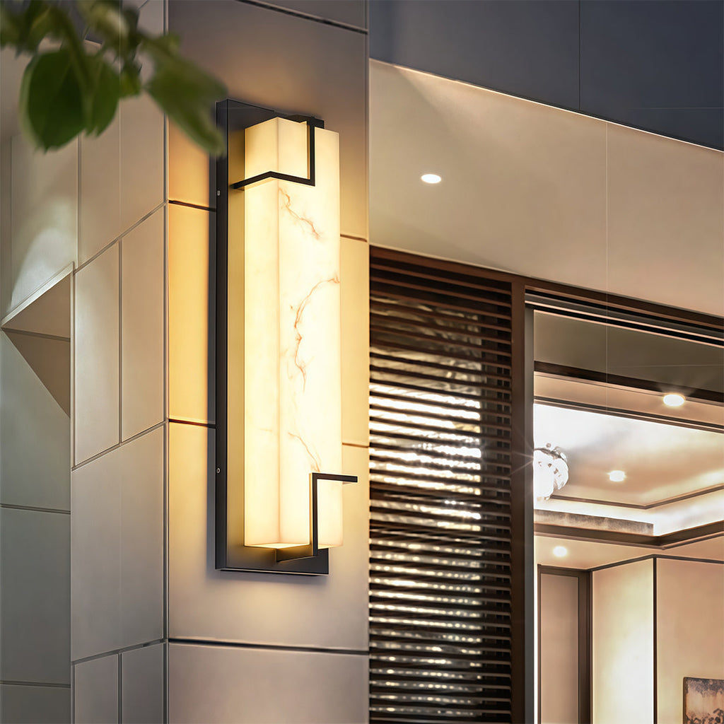 RAVENSHIRE BLACKSTONE OUTDOOR WALL LANTERN