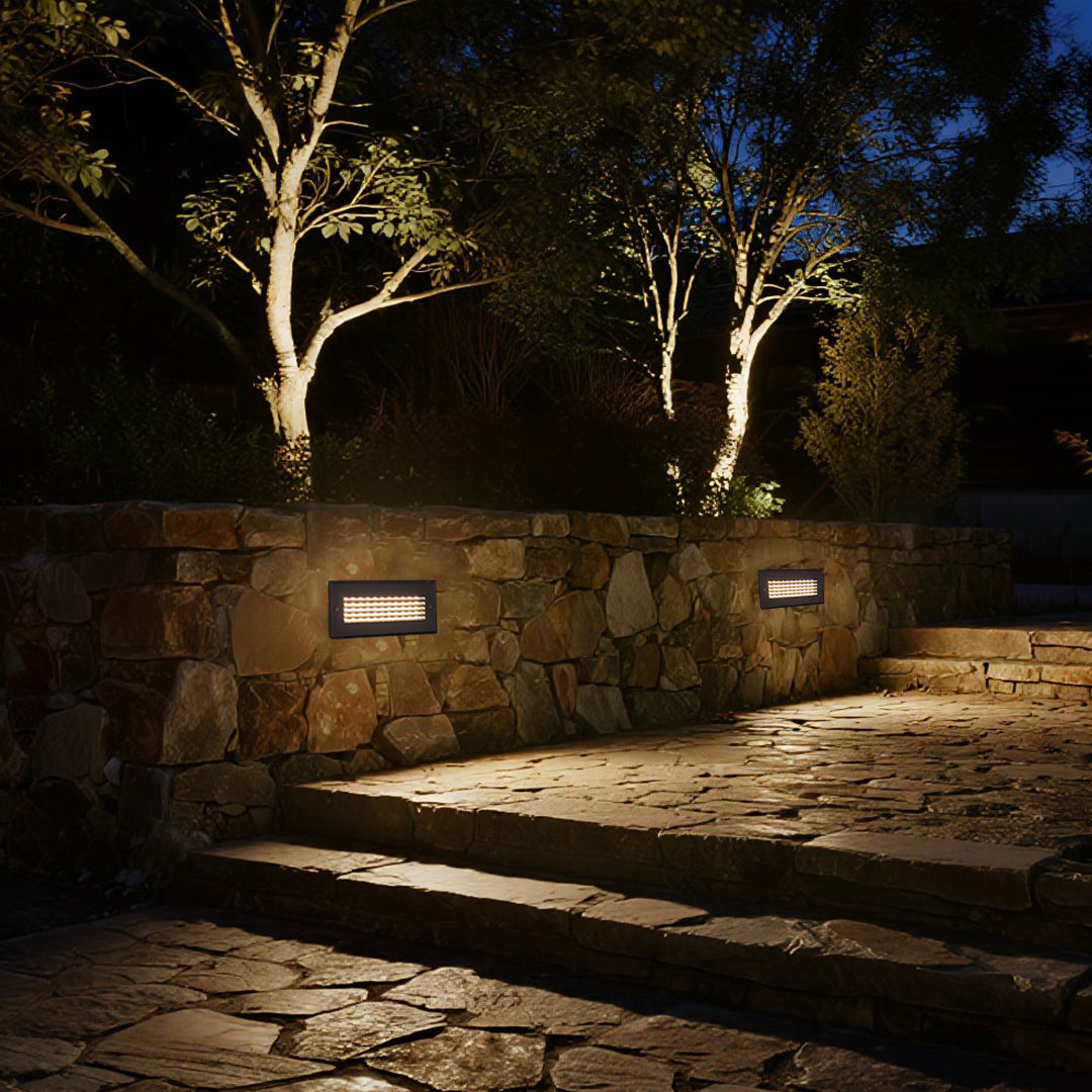 WINTHROP ILLUMINATED PATHWAY TREAD LIGHTS