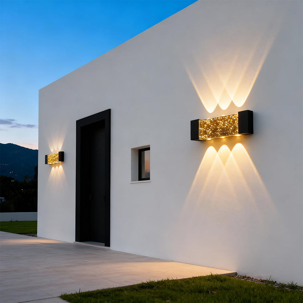 WINDSOR CRYSTAL REFLECTIVE OUTDOOR SCONCE