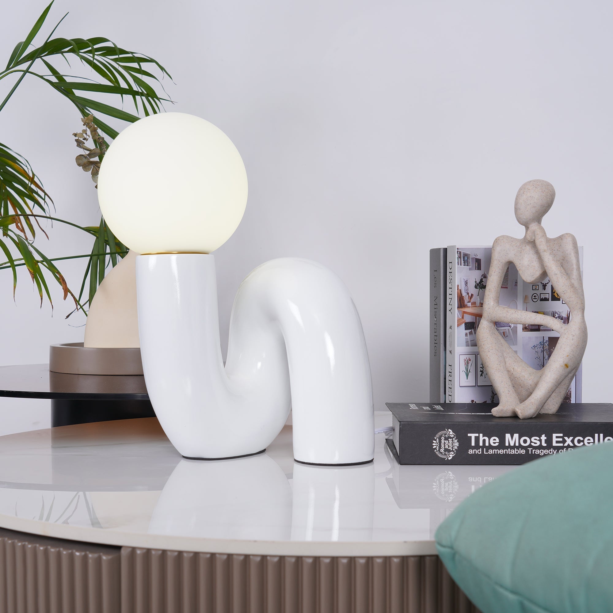 WINTERBOURNE TWISTED GLASS ILLUMINATOR