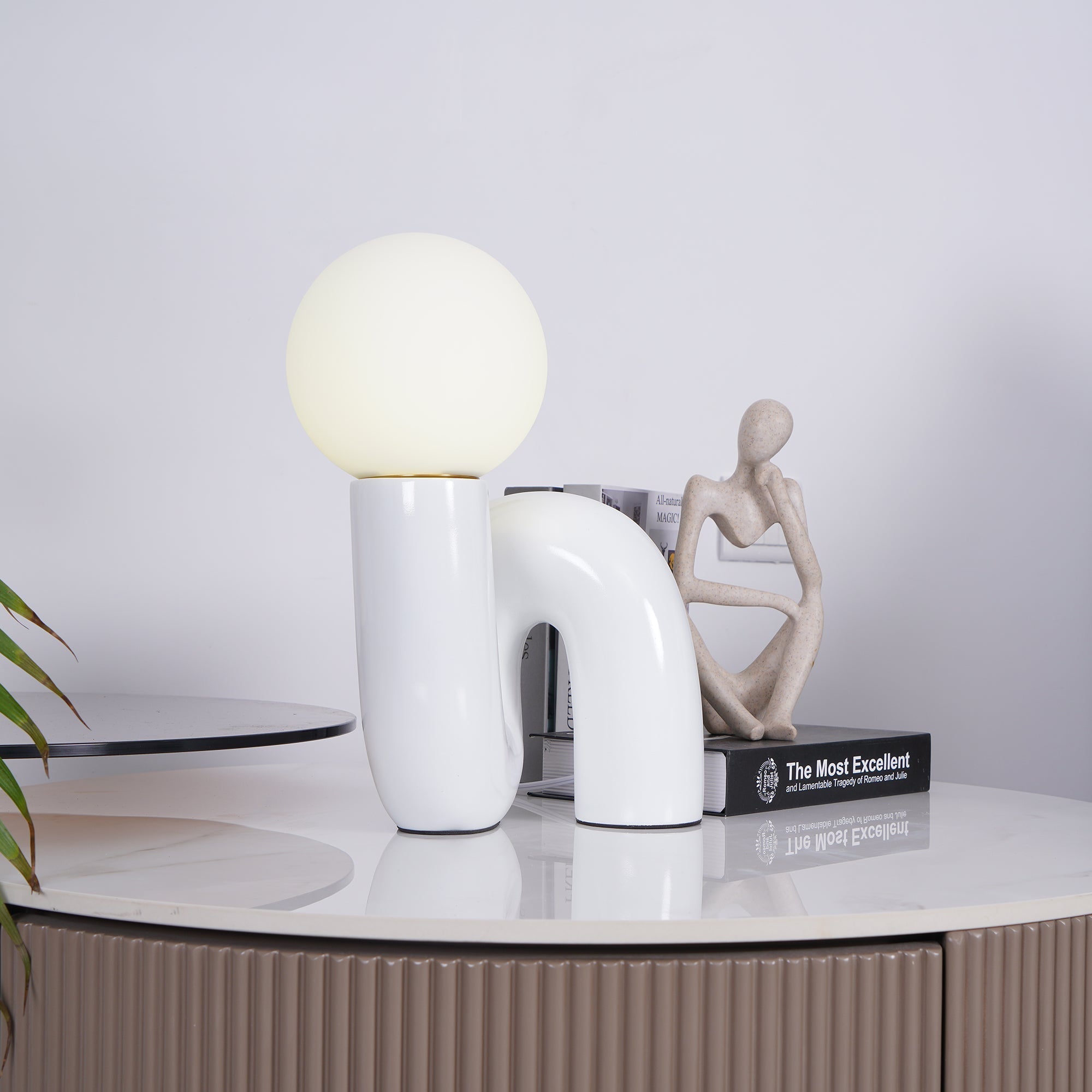 WINTERBOURNE TWISTED GLASS ILLUMINATOR