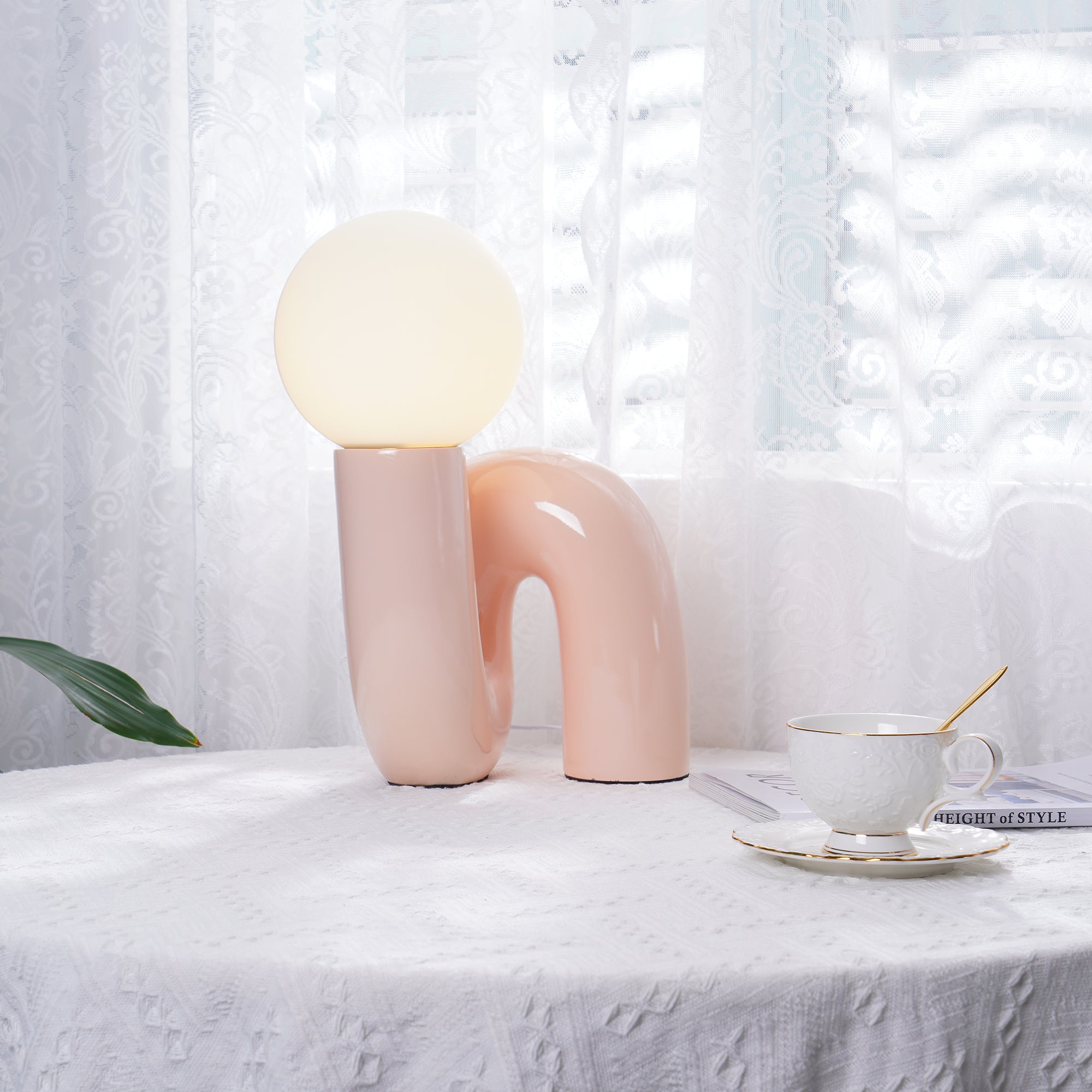 WINTERBOURNE TWISTED GLASS ILLUMINATOR