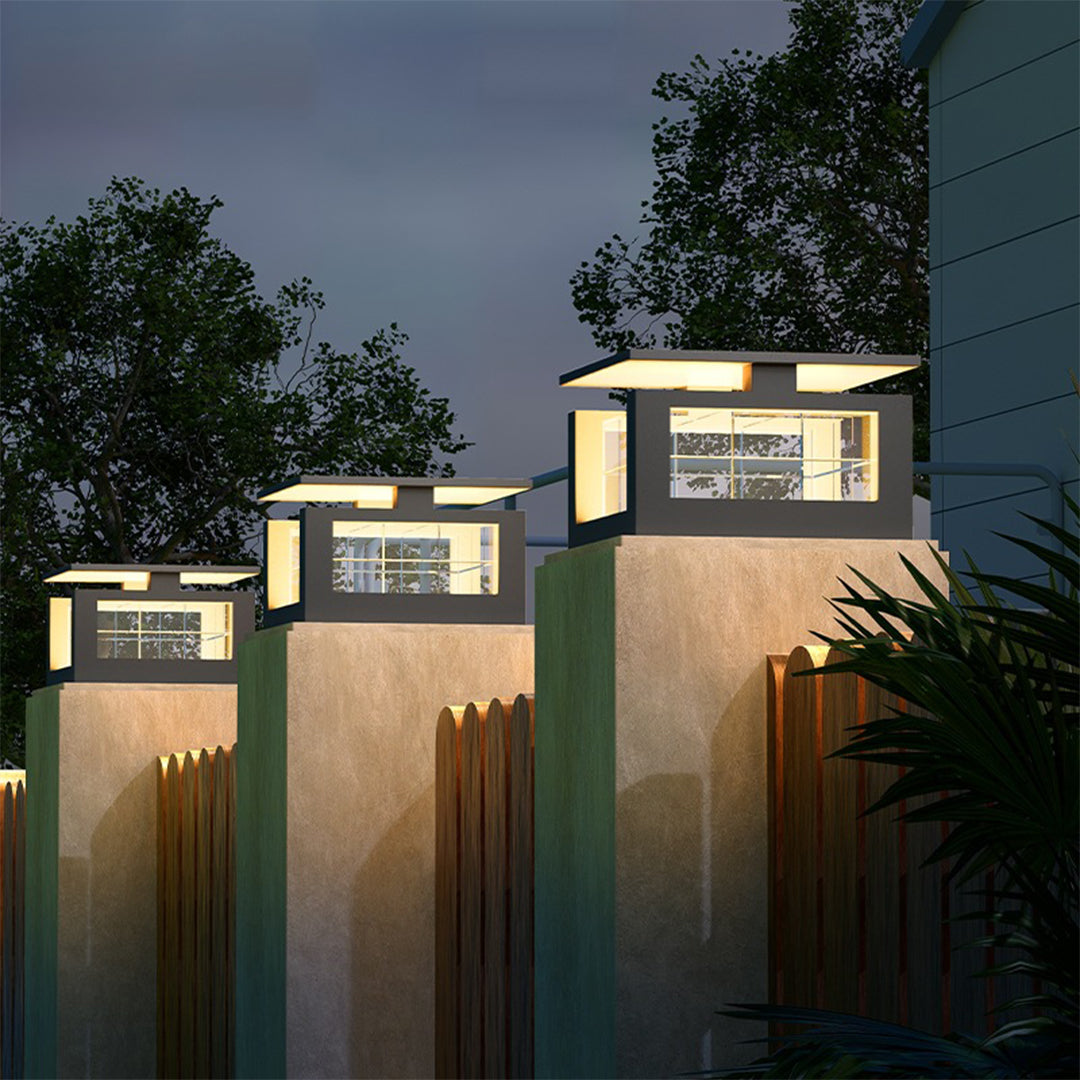 WINDSOR ACRYLIC LUMINAIRE WITH STAINLESS STEEL BASE - WATER-RESISTANT PILLAR LIGHT