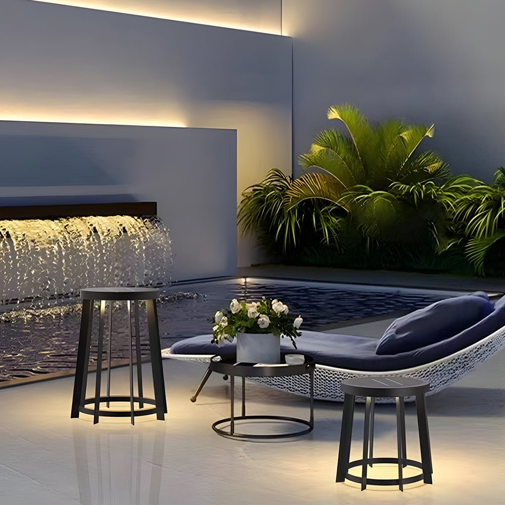 WINDSOR SOLAR-ILLUMINATED ROUND SEAT LIGHTING