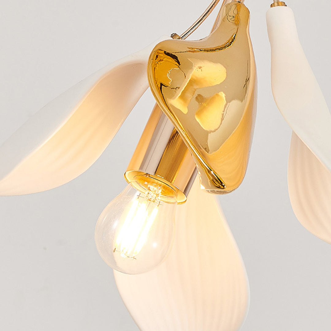 WINDSOR BLOOM CERAMIC CEILING FLORA CHANDELIER