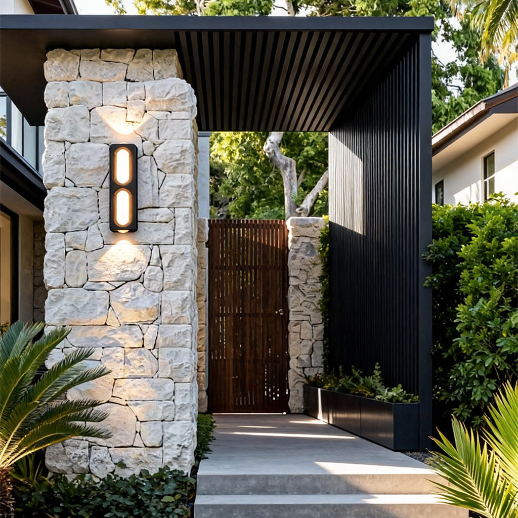 WINDSOR GARDEN BEACON LED WALL SCONCE