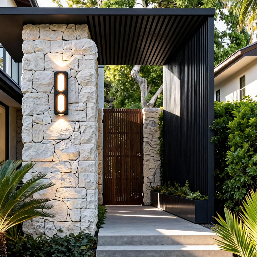 WINDSOR GARDEN BEACON LED WALL SCONCE