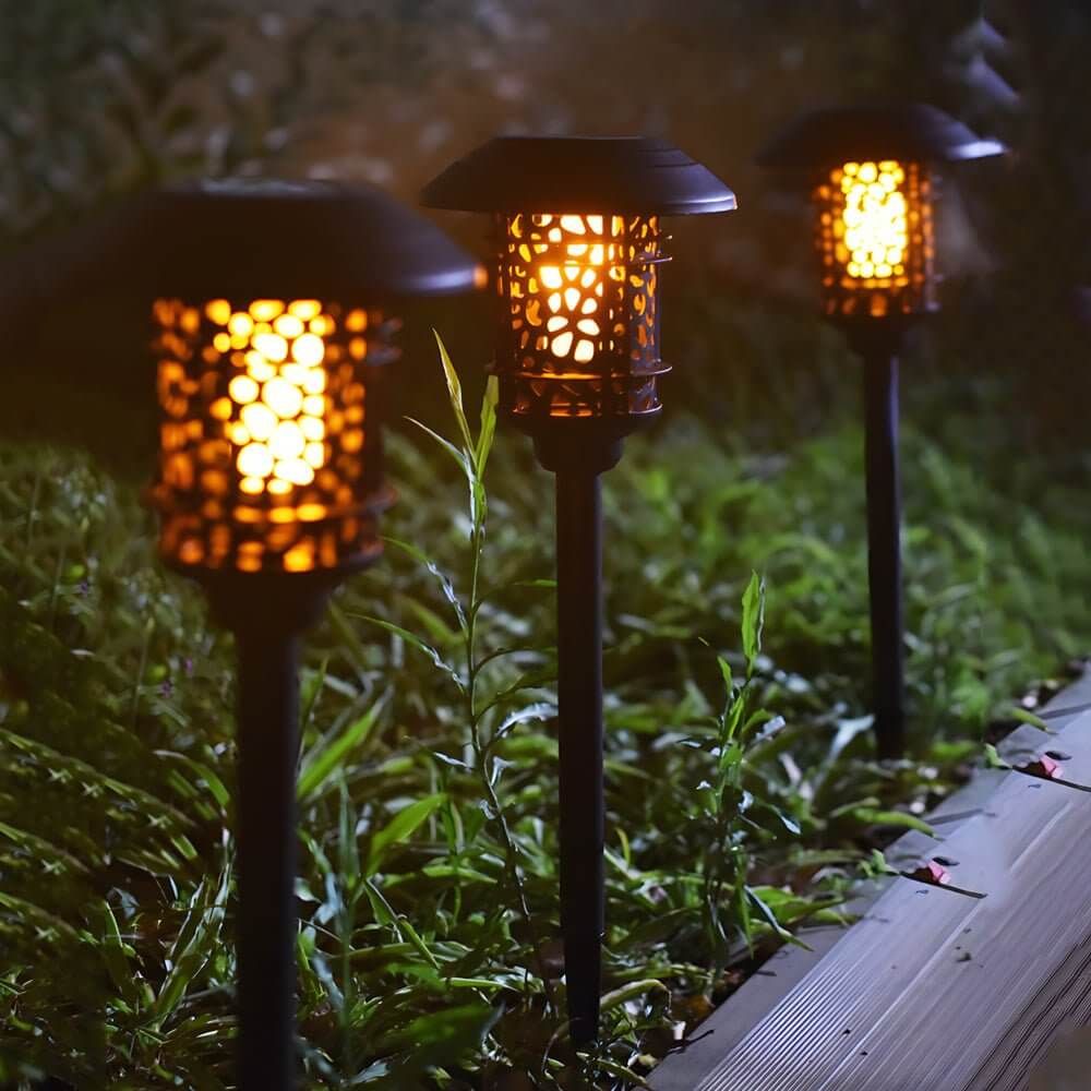 RAVENSCROFT FLAME-INSPIRED SOLAR PATHLIGHT, 22.4-INCH TOWER