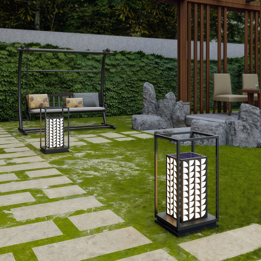 THORNBURY WEATHERPROOF GARDEN ILLUMINATOR
