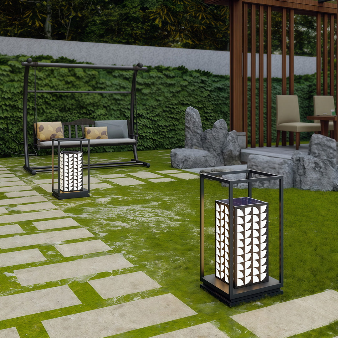 THORNBURY WEATHERPROOF GARDEN ILLUMINATOR