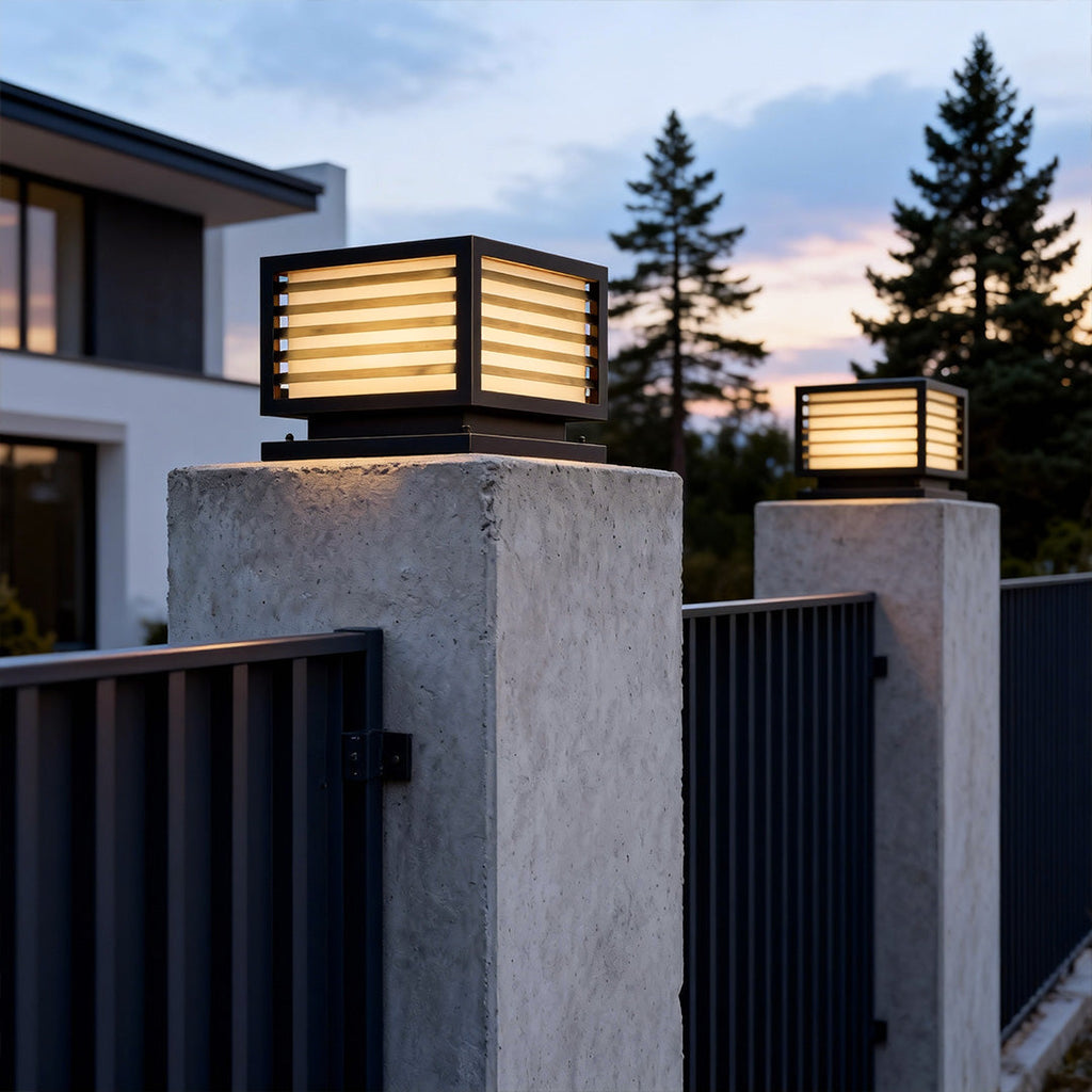 RAVENWOOD OUTDOOR PILLAR LIGHTING FIXTURE