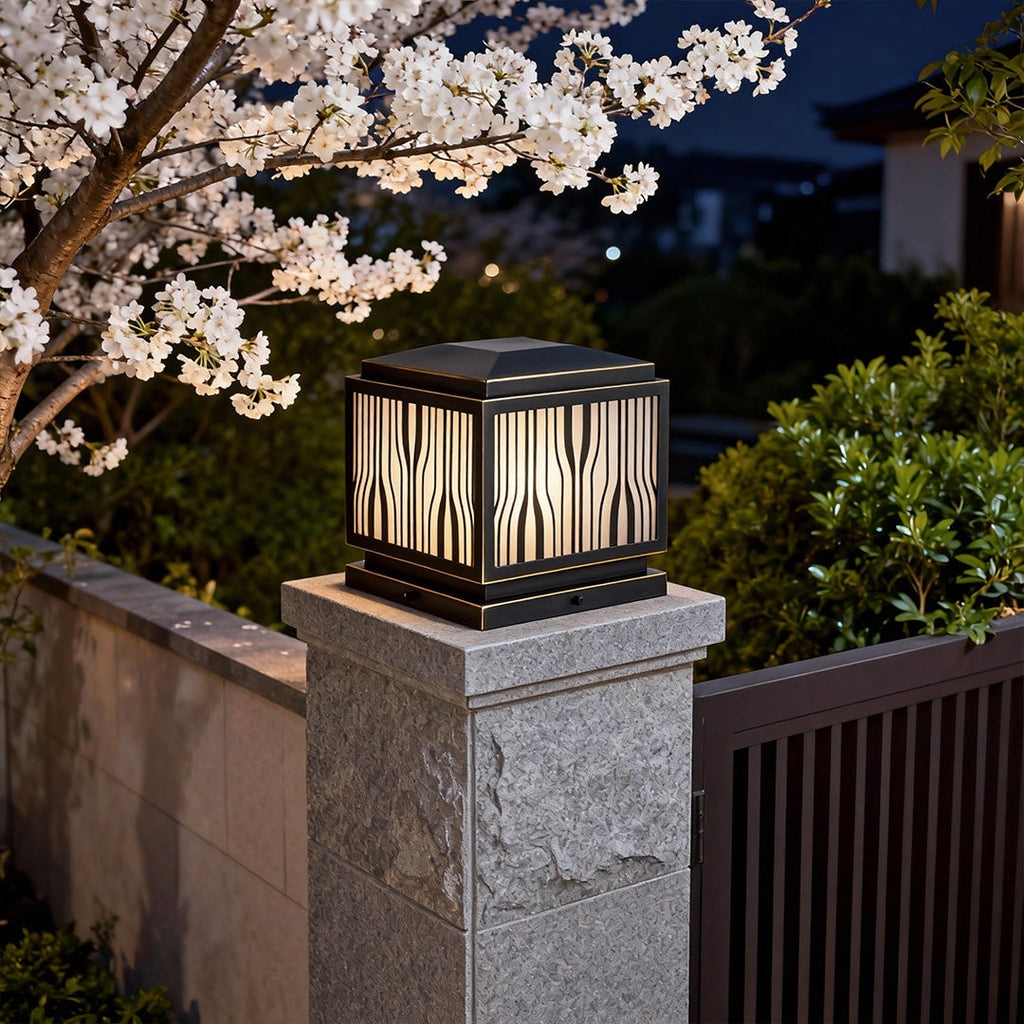 WINTHROP SOLAR COLUMN LANTERN, OUTDOOR WEATHER-RESISTANT MINIMALIST DESIGN
