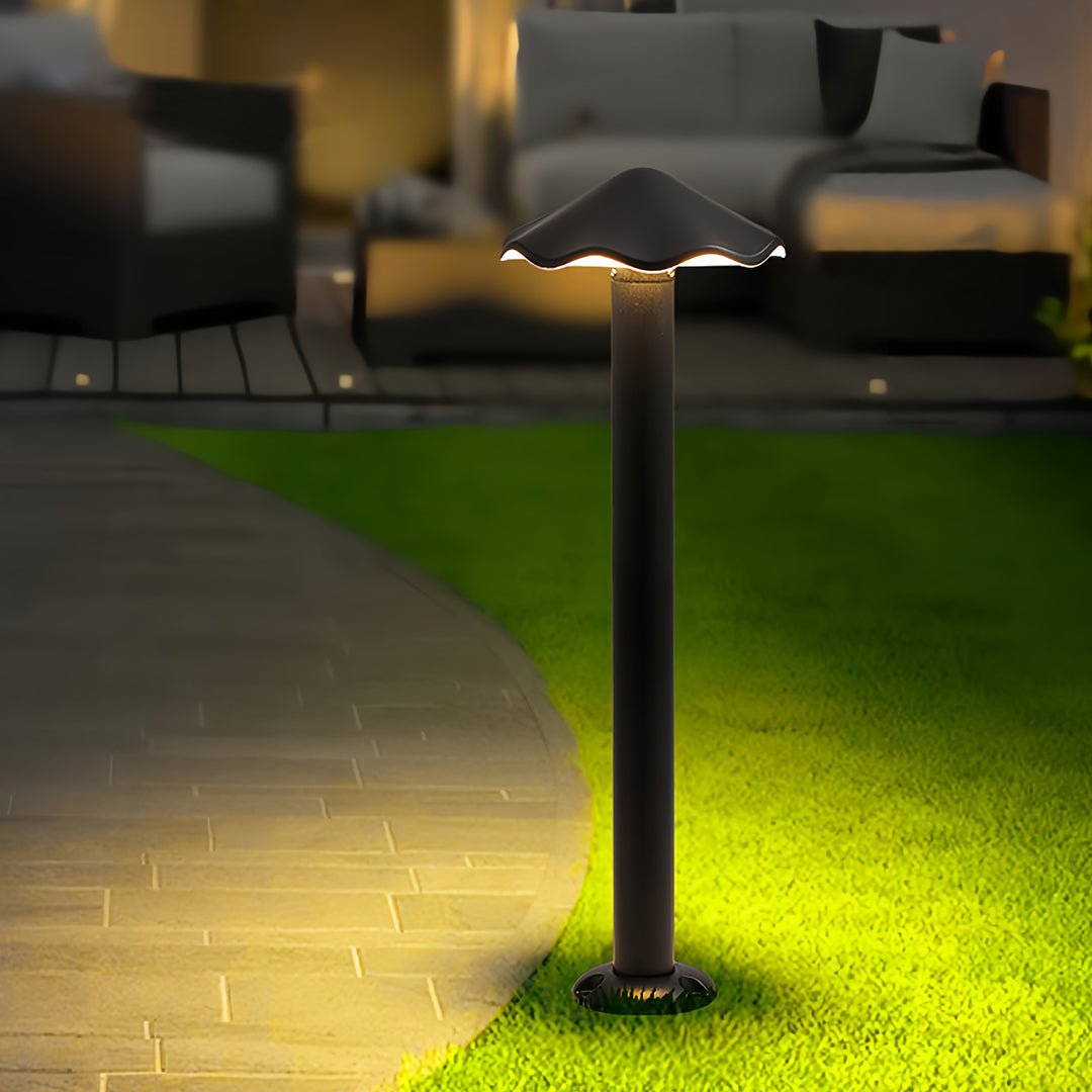 WINTERBOURNE METAL CANOPY GARDEN LANTERNS