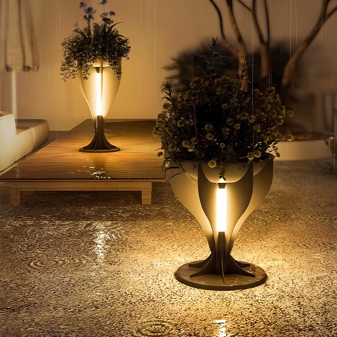 CHISWICK ILLUMINATED GARDEN URN WITH WATERPROOF OPENWORK DESIGN