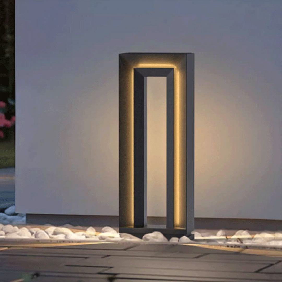 WINTHROP SQUARE LED GARDEN PILLAR LIGHT