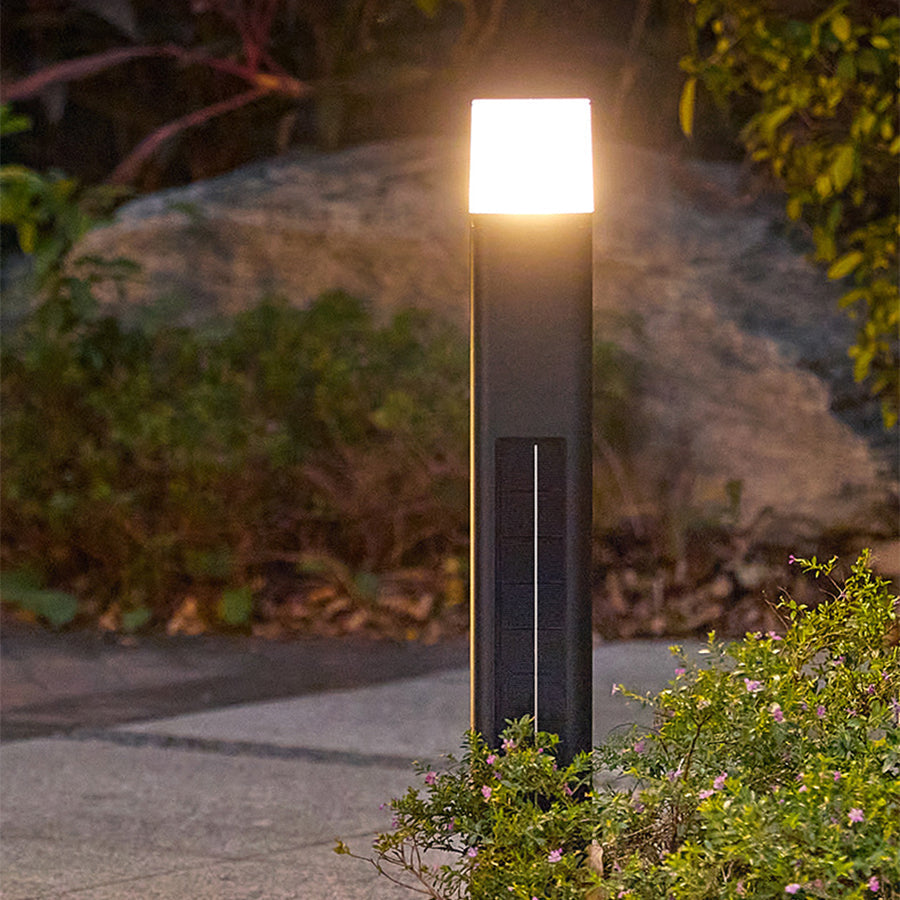 WINDSOR SOLAR ILLUMINATION PATHWAY BOLLARD WITH MOTION DETECTION
